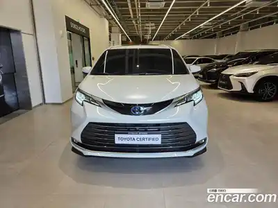 Toyota Sienna 2025 2.5 гидро в Москве № 863019, миниатюра 3