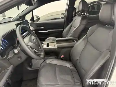 Toyota Sienna 2025 2.5 гидро в Москве № 863019, миниатюра 10