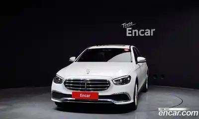 Mercedes-Benz E-Class 2022 2.0 гидро, миниатюра 3