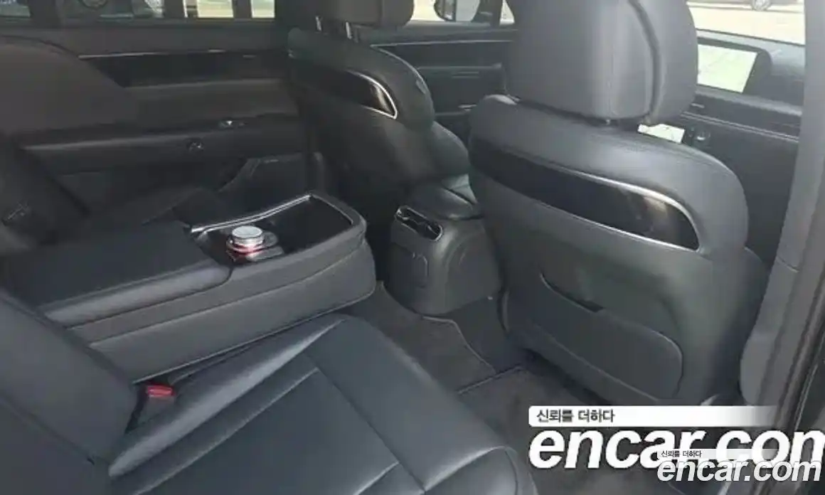 Genesis G90 2023 3.5 гидро, фото 15
