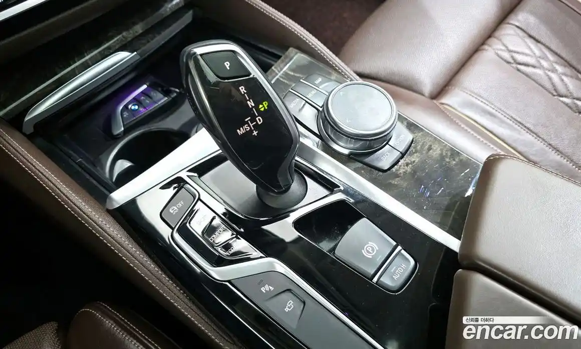 BMW 5-Series 2018 3.0 гидро в Москве № 968794, фото 9