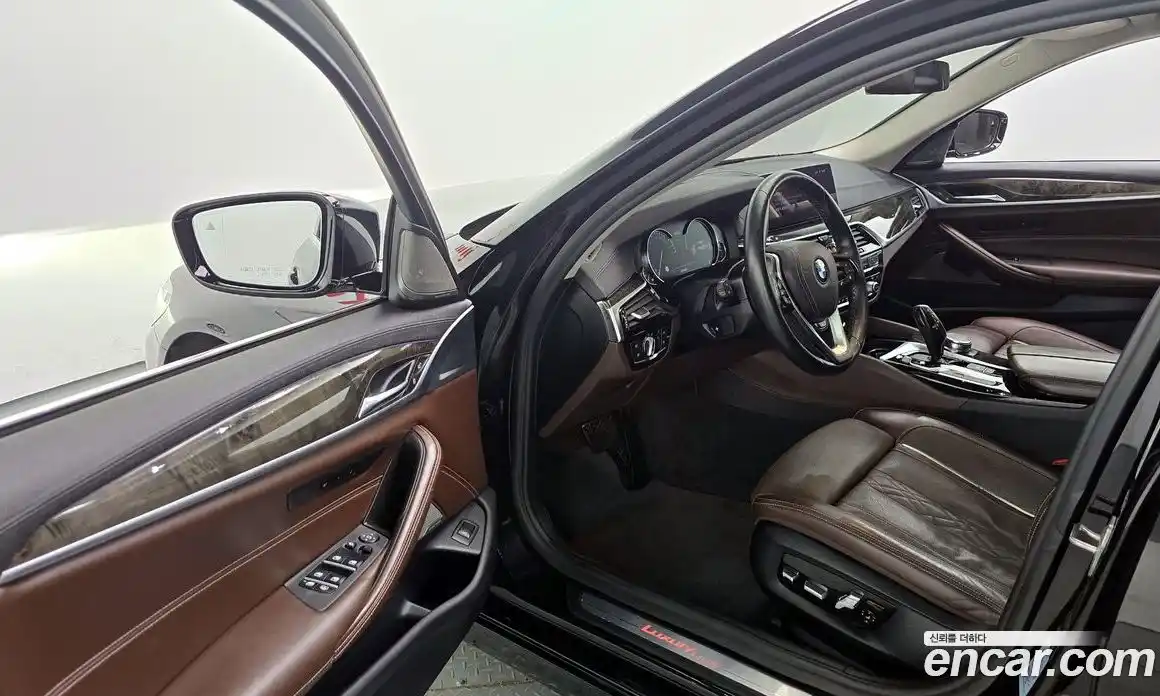 BMW 5-Series 2018 3.0 гидро в Москве № 968794, фото 10