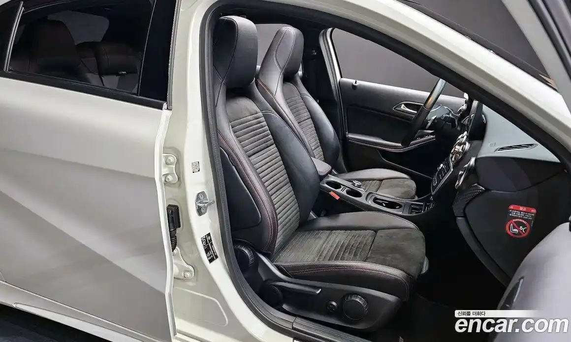 Mercedes-Benz A-Class 2018 1.6 гидро в Москве № 970124, фото 12