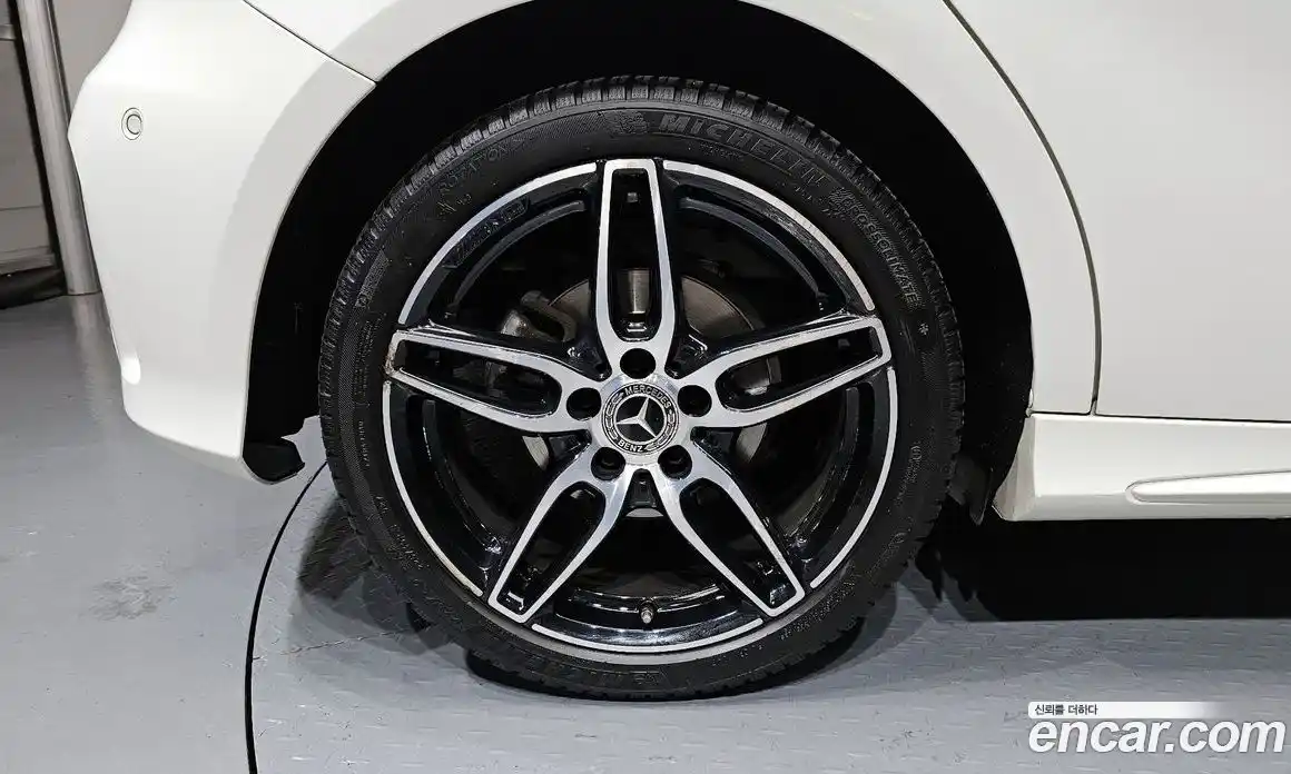 Mercedes-Benz A-Class 2018 1.6 гидро в Москве № 970124, фото 5