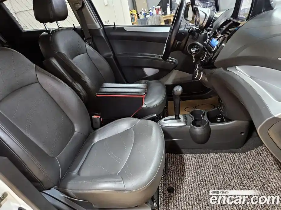 Chevrolet Spark 2013 1.0 гидро в Москве № 974908, фото 16
