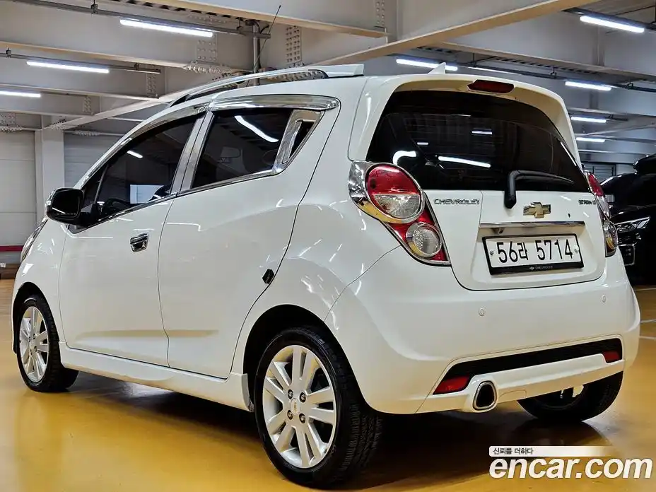 Chevrolet Spark 2013 1.0 гидро в Москве № 974908, фото 5