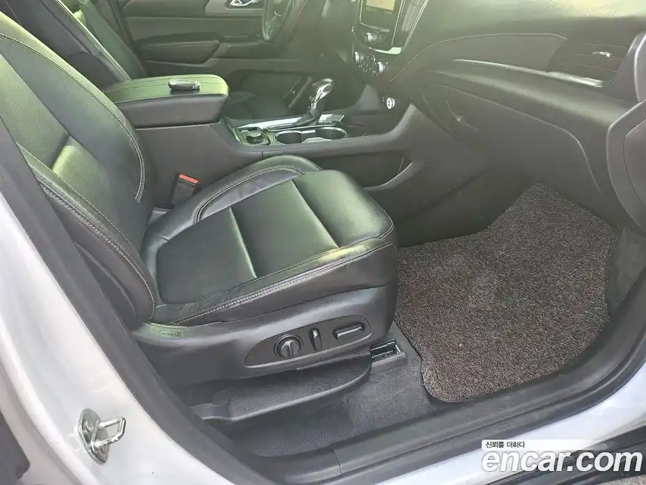 Chevrolet Traverse 2021 3.6 Автомат в Москве № 975122, фото 13