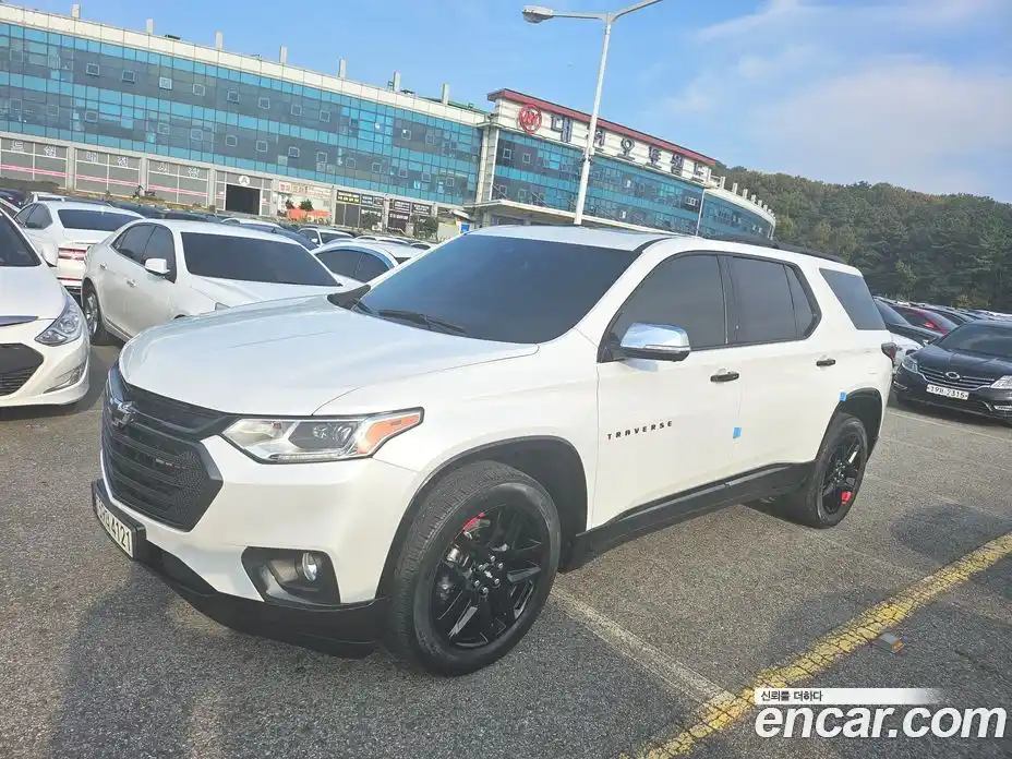 Chevrolet Traverse 2021 3.6 Автомат в Москве № 975122, фото 15