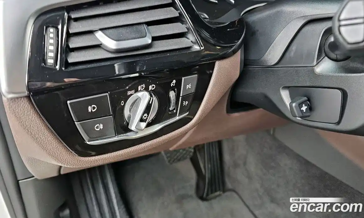 BMW 6-Series 2017 3.0 Автомат в Москве № 1001240, фото 16