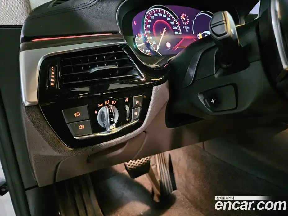 BMW 6-Series 2018 3.0 Автомат в Москве № 1004607, фото 16