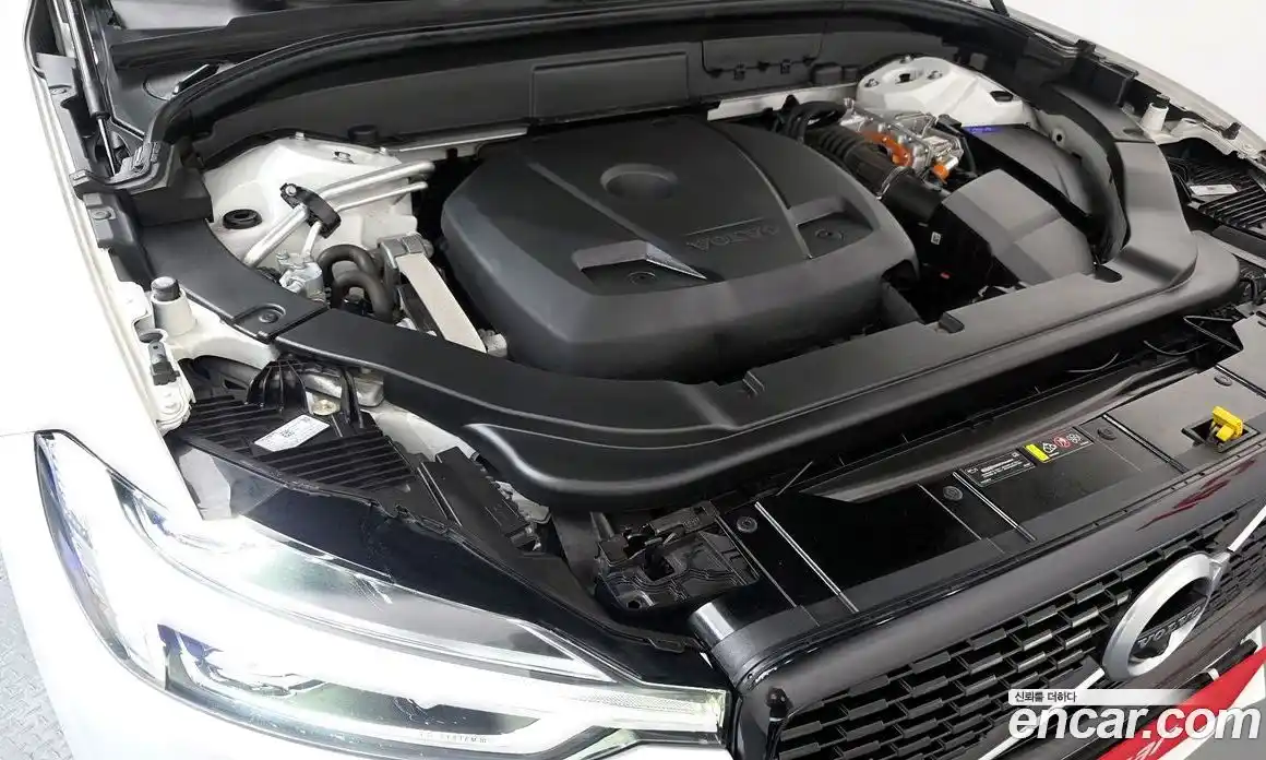 Volvo XC60 2020 2.0 гидро в Москве № 1008685, фото 6
