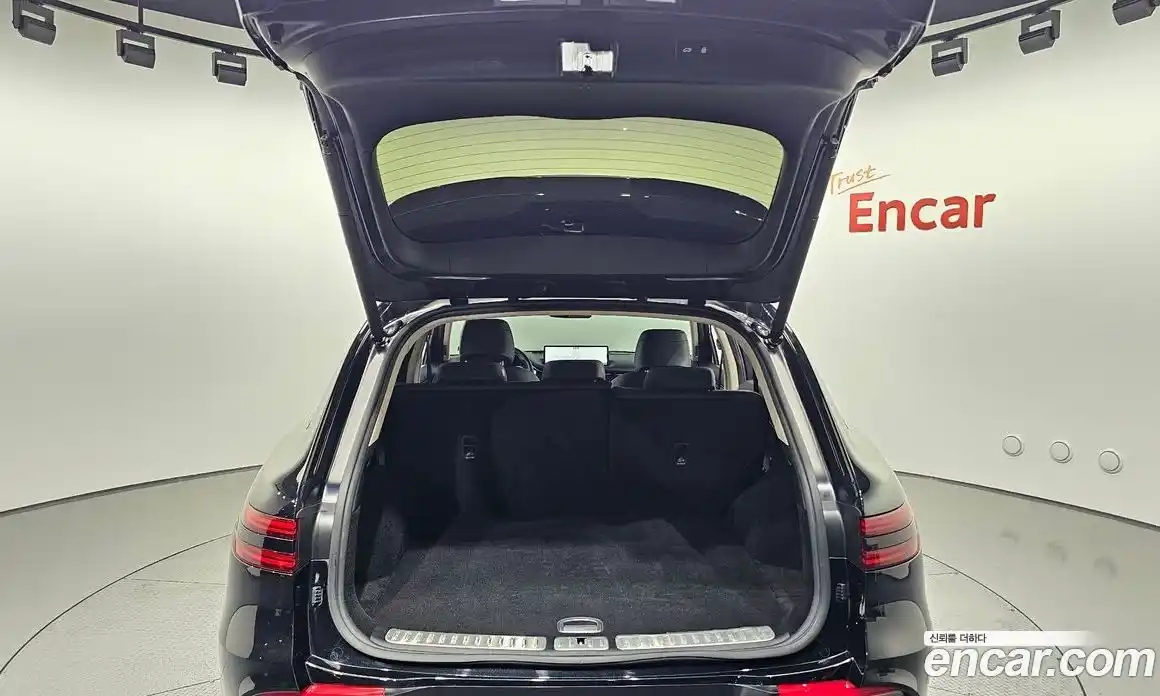 Genesis GV70 2021 2.5 Автомат в Москве № 1010091, фото 20