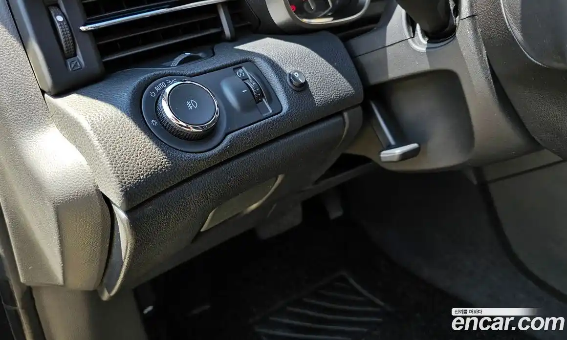 Chevrolet Malibu 2015 2.0 Автомат в Москве № 1012385, фото 18