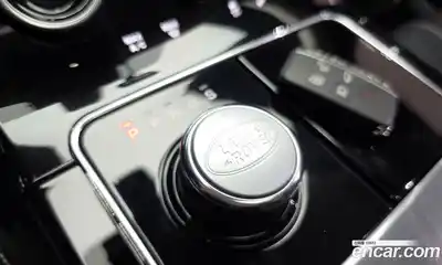Land Rover Range-Rover Velar 2019 2.0 гидро в Москве № 1013435, миниатюра 9
