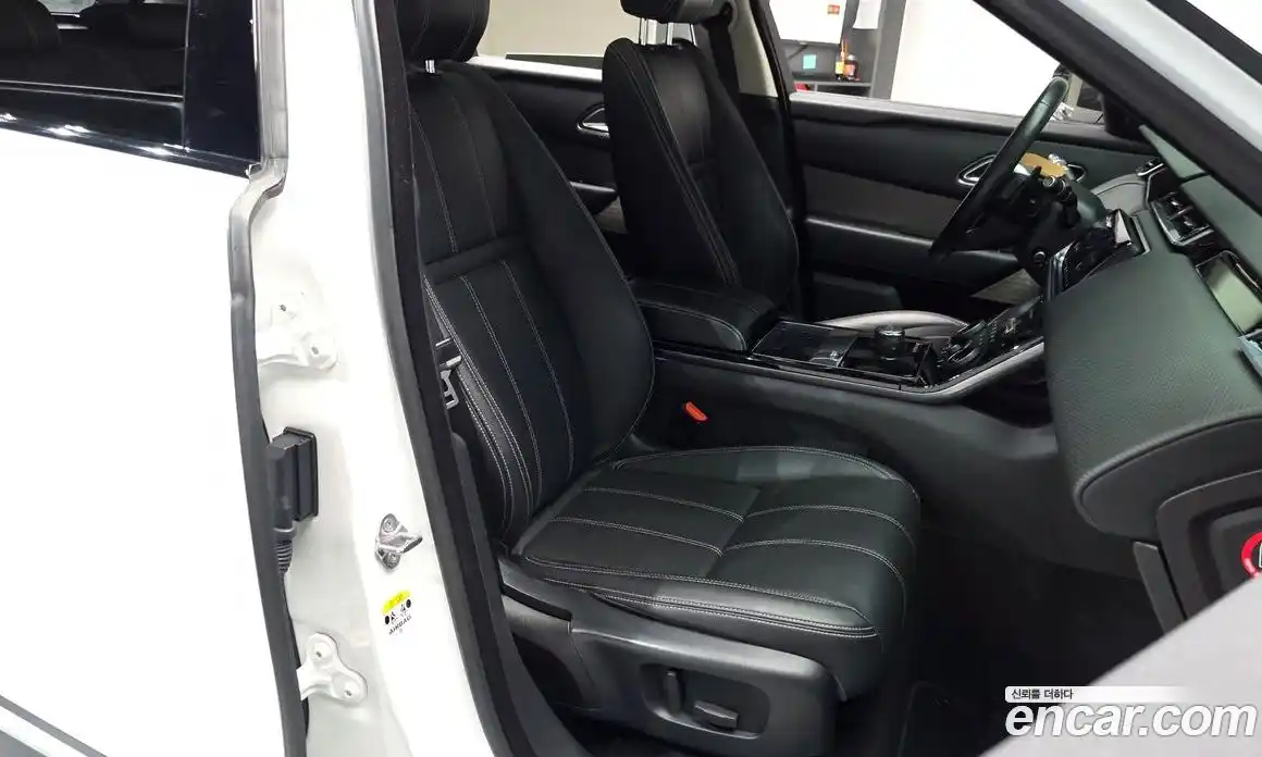 Land Rover Range-Rover Velar 2019 2.0 гидро в Москве № 1013435, фото 10