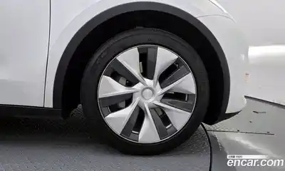 Tesla Model Y 2021 гидро в Москве № 1014277, миниатюра 5