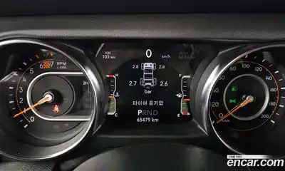 Jeep Wrangler 2022 2.0 гидро в Москве № 1014983, миниатюра 8