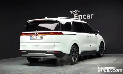 Kia Canival 2023 3.5 гидро в Москве № 133100, миниатюра 2