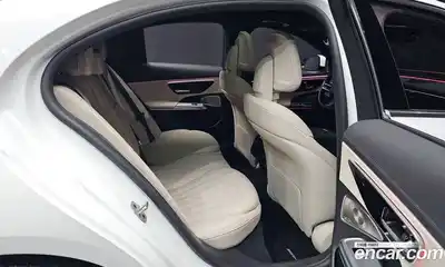 Mercedes-Benz E-Class 2024 2.0 гидро в Москве № 139384, миниатюра 12