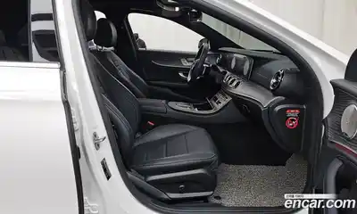Mercedes-Benz E-Class 2022 2.0 гидро в Москве № 139597, миниатюра 11