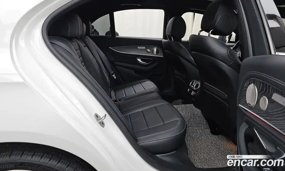 Mercedes-Benz E-Class 2022 2.0 гидро в Москве № 139597, фото 12