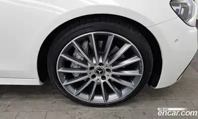 Mercedes-Benz E-Class 2022 2.0 гидро в Москве № 139597, миниатюра 5