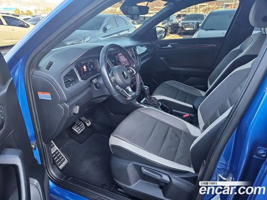 Volkswagen T-Roc 2021 2.0 гидро в Москве № 142499, фото 10