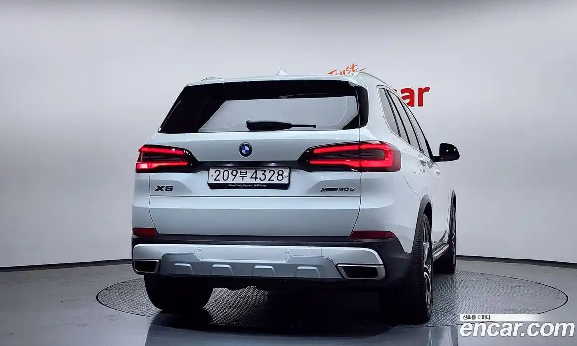 BMW X5 2022 3.0 гидро в Москве № 157856, фото 4