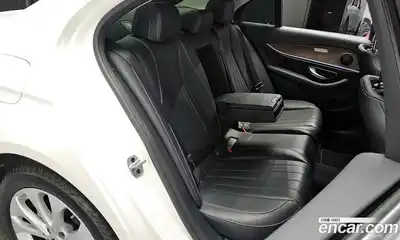 Mercedes-Benz E-Class 2019 1.9 гидро в Москве № 161378, миниатюра 11