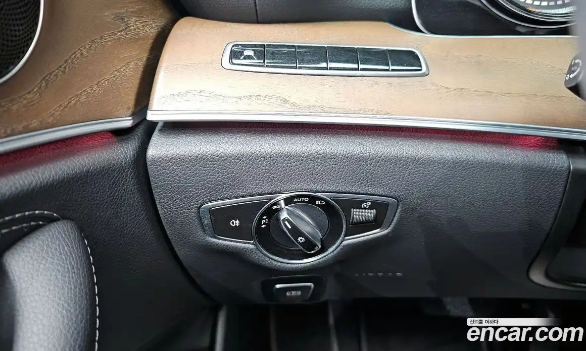 Mercedes-Benz E-Class 2019 1.9 гидро в Москве № 161378, фото 18