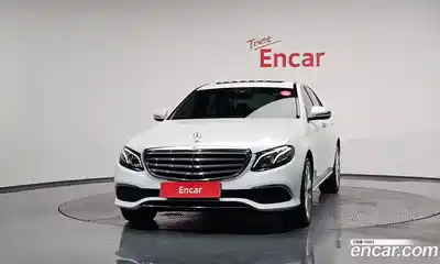 Mercedes-Benz E-Class 2019 1.9 гидро в Москве № 161378, миниатюра 2