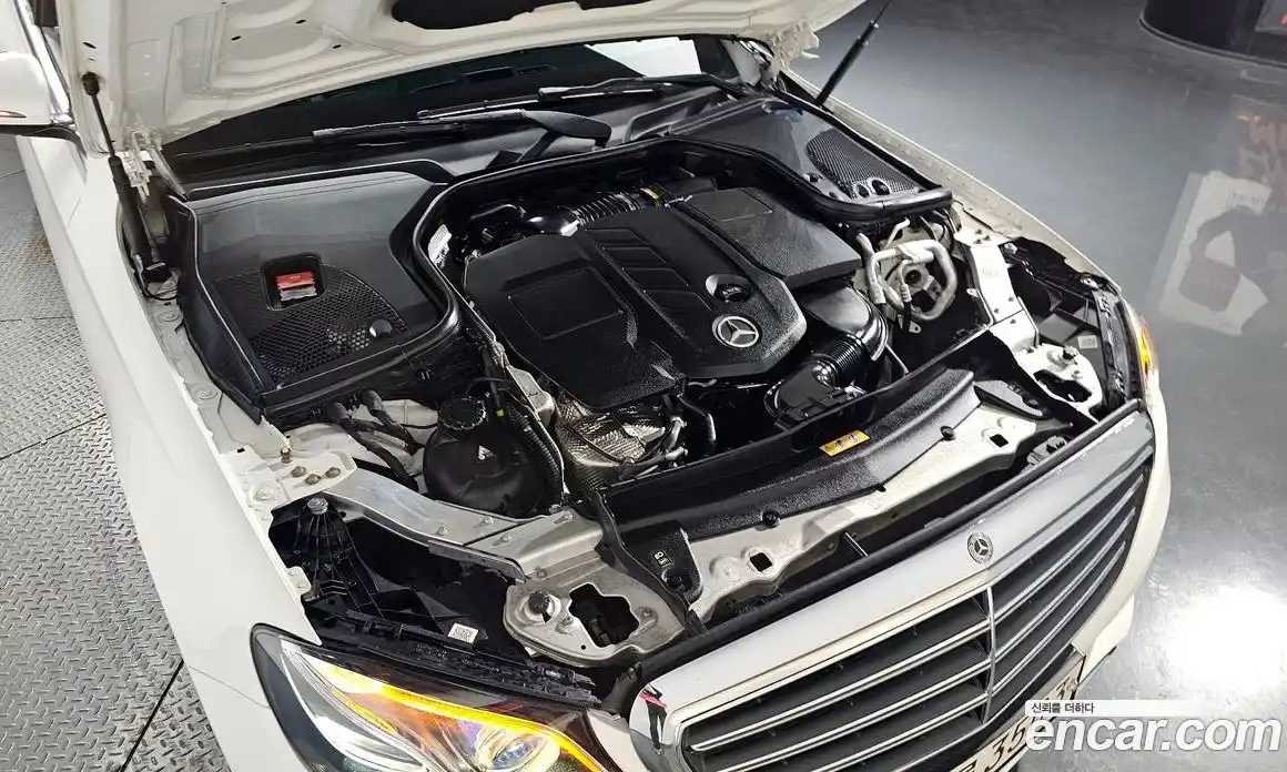 Mercedes-Benz E-Class 2019 1.9 гидро в Москве № 161378, фото 5