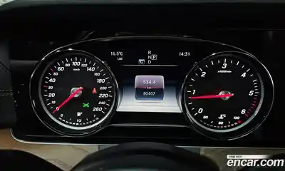 Mercedes-Benz E-Class 2019 1.9 гидро в Москве № 161378, миниатюра 7