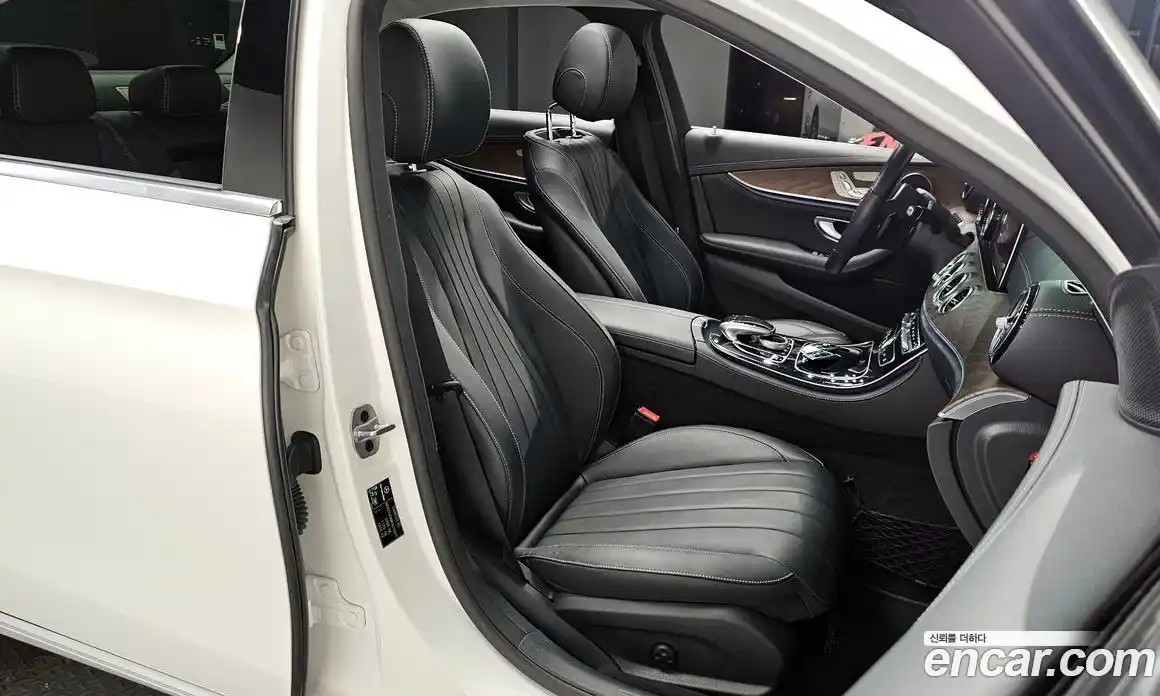 Mercedes-Benz E-Class 2019 1.9 гидро в Москве № 161378, фото 9
