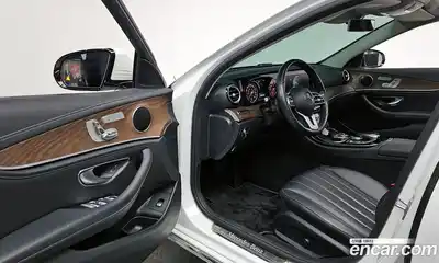 Mercedes-Benz E-Class 2019 1.9 гидро в Москве № 161378, миниатюра 10