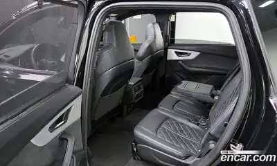 Audi Q7 2023 3.0 гидро в Москве № 163113, миниатюра 11