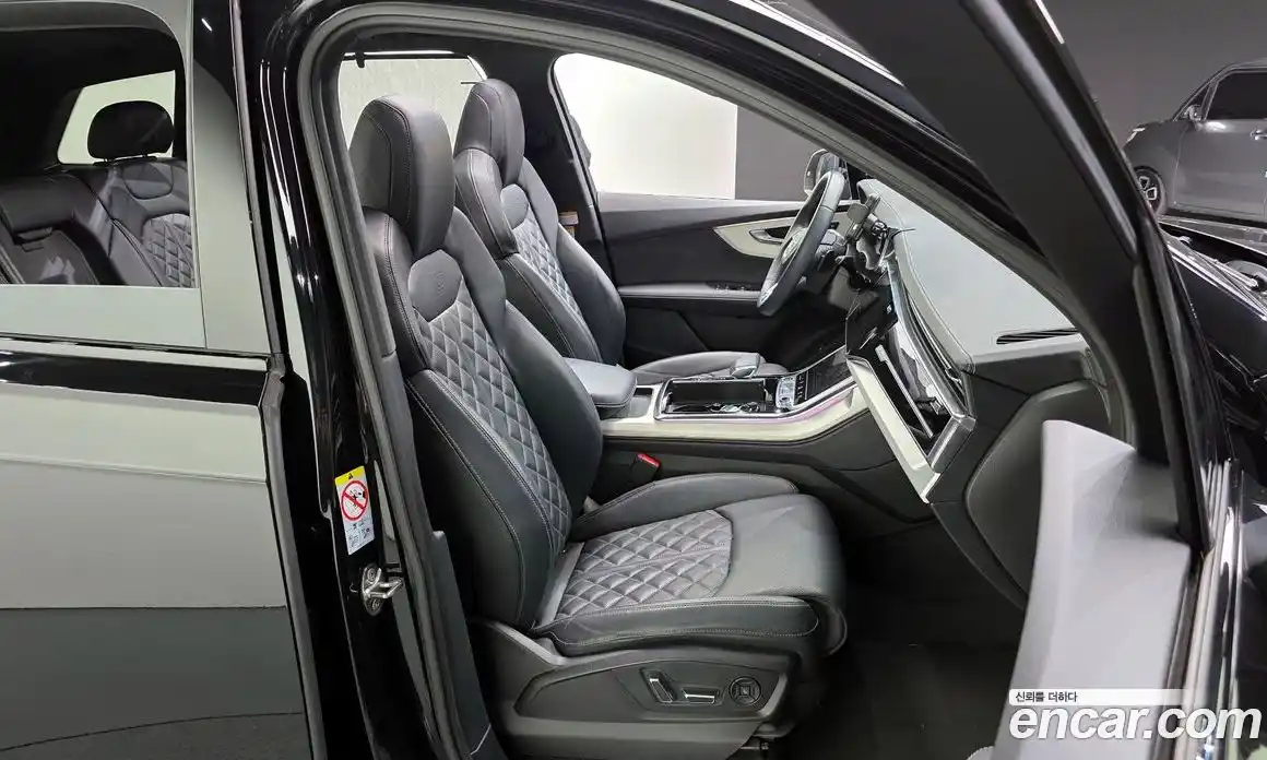 Audi Q7 2023 3.0 гидро в Москве № 163113, фото 12
