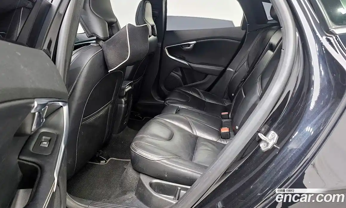 Volvo V40 2014 2.0 гидро в Москве № 164415, фото 13