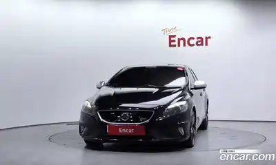 Volvo V40 2014 2.0 гидро в Москве № 164415, миниатюра 3