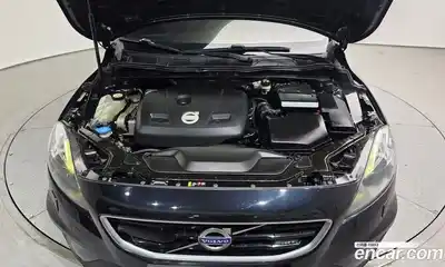 Volvo V40 2014 2.0 гидро в Москве № 164415, миниатюра 6
