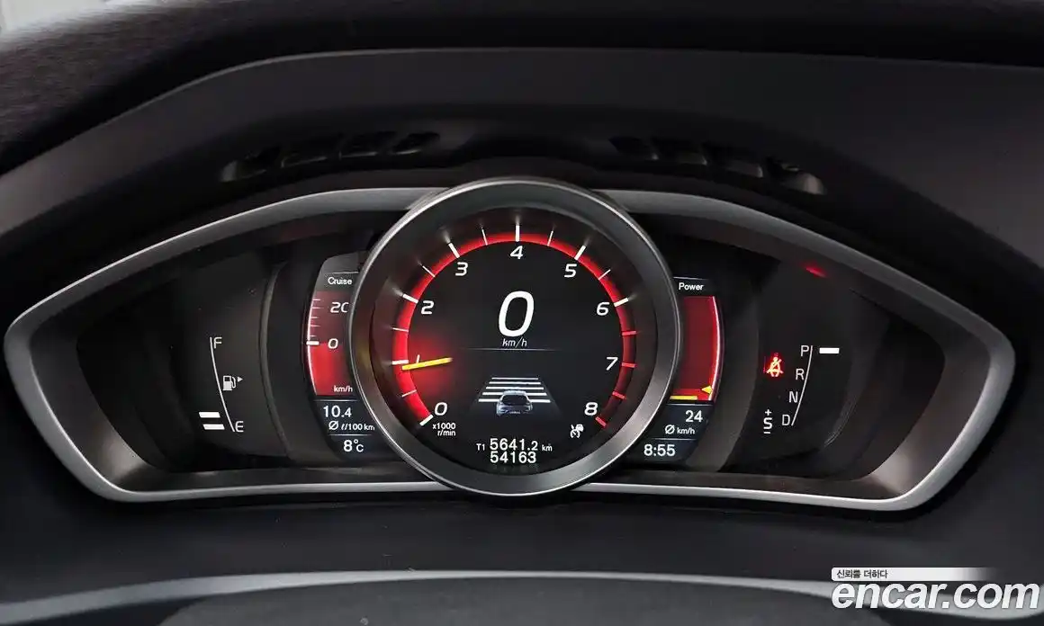 Volvo V40 2014 2.0 гидро в Москве № 164415, фото 8