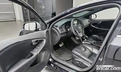 Volvo V40 2014 2.0 гидро в Москве № 164415, миниатюра 10