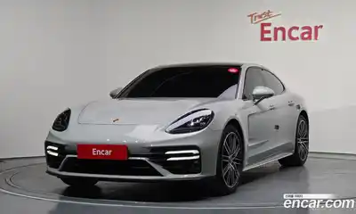 Porsche Panamera, 2023