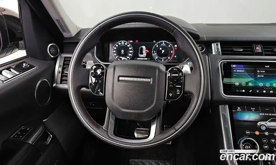 Land Rover Range-Rover Sport 2018 3.0 гидро в Москве № 166368, фото 13