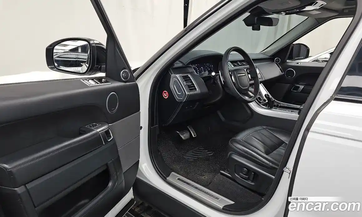 Land Rover Range-Rover Sport 2018 3.0 гидро в Москве № 166368, фото 10
