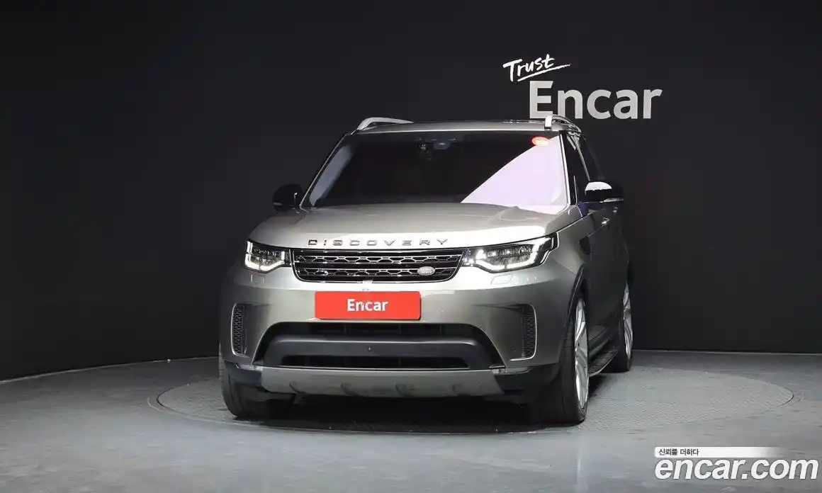 Land Rover Discovery 2017 3.0 гидро в Москве № 166705, фото 3