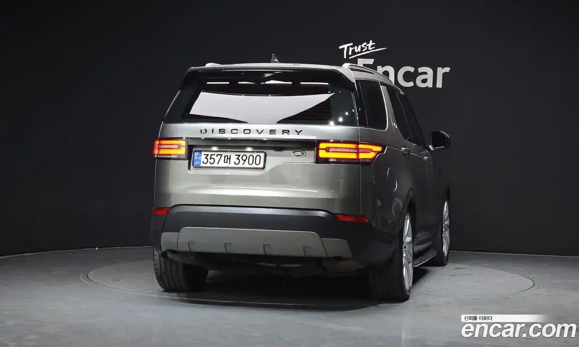 Land Rover Discovery 2017 3.0 гидро в Москве № 166705, фото 4