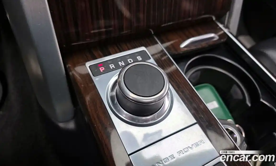 Land Rover Range-Rover 2014 4.4 гидро в Москве № 166720, фото 9