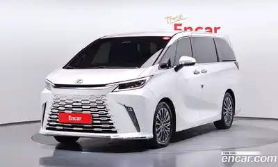 Lexus LM, 2024