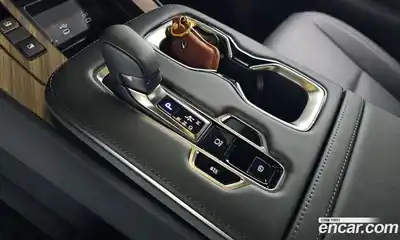 Lexus LM 2024 2.5 гидро в Москве № 167980, миниатюра 9